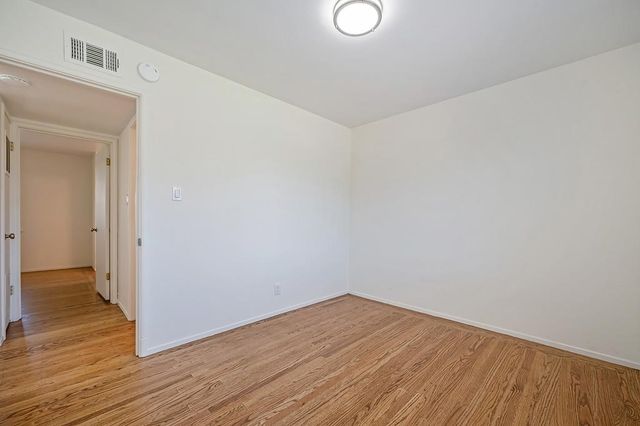 804 Kegle Dr, West Sacramento, CA 95605