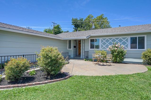 804 Kegle Dr, West Sacramento, CA 95605