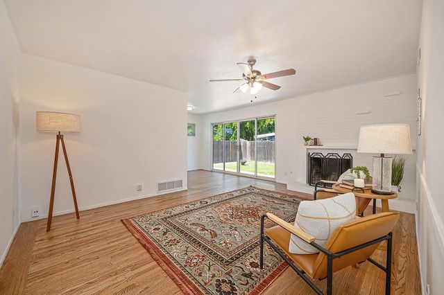 804 Kegle Dr, West Sacramento, CA 95605