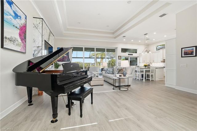 6061 Lucaya WAY, Naples, FL 34113