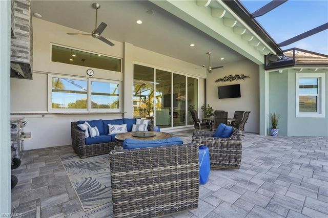 6061 Lucaya WAY, Naples, FL 34113