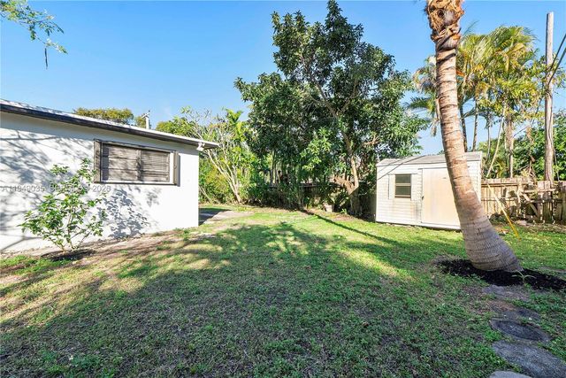510 E Acre Dr, Plantation, FL 33317