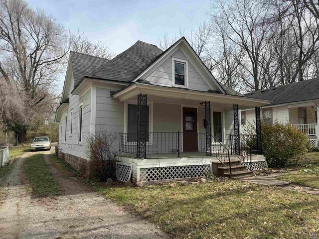 2406 SW Central Park AVE, Topeka, KS 66611