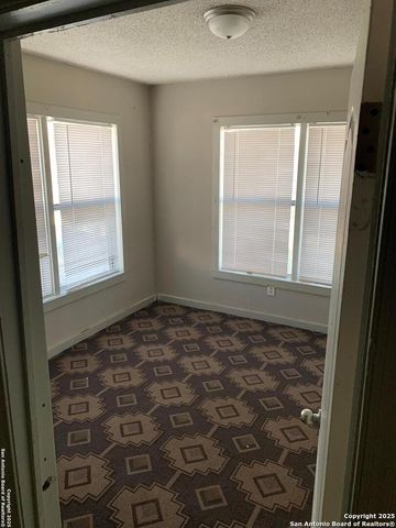 1430 VICKERS AVE, San Antonio, TX 78211