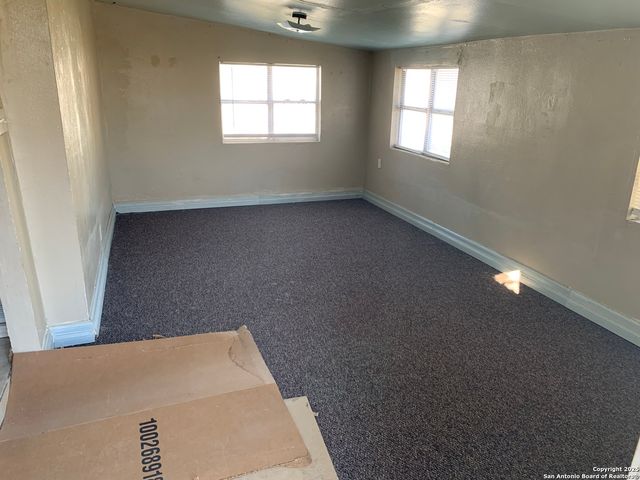 1430 VICKERS AVE, San Antonio, TX 78211