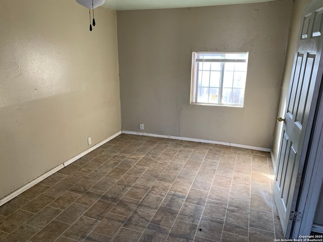 1430 VICKERS AVE, San Antonio, TX 78211