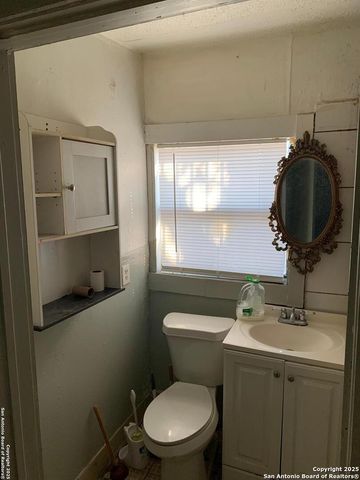 1430 VICKERS AVE, San Antonio, TX 78211