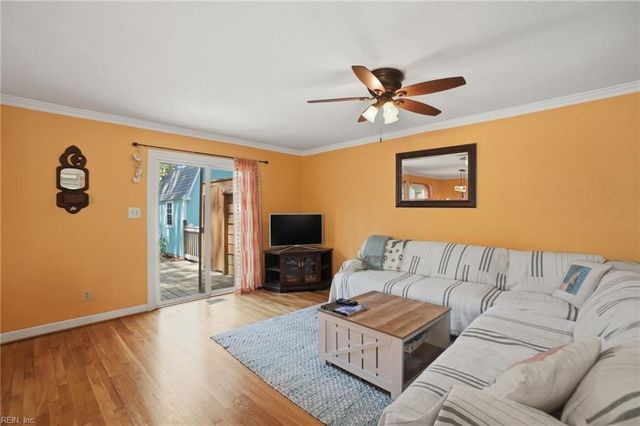 2255 Kendall ST, Virginia Beach, VA 23451