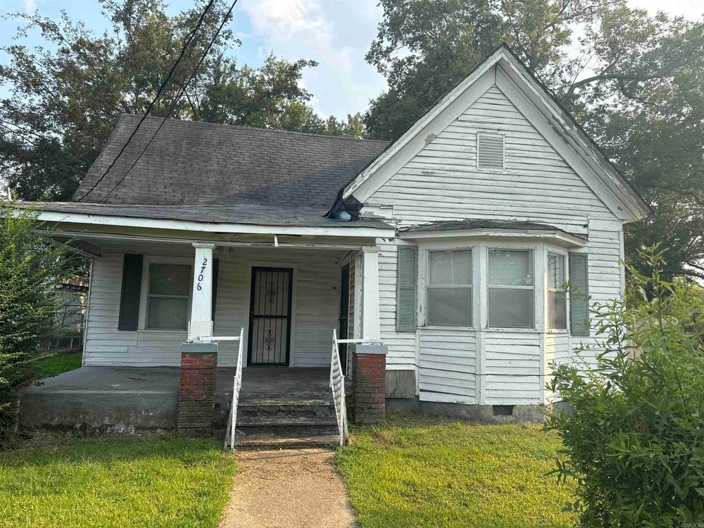 2706 Pullen Street, Pine Bluff, AR 71601