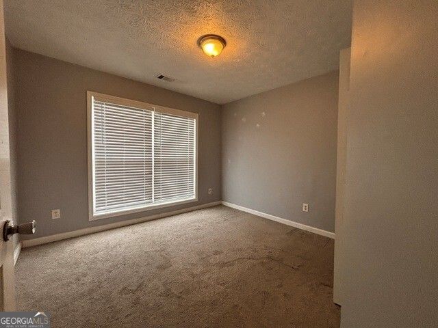 12022 Harbour Town Parkway, Fayetteville, GA 30215