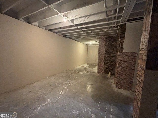 12022 Harbour Town Parkway, Fayetteville, GA 30215
