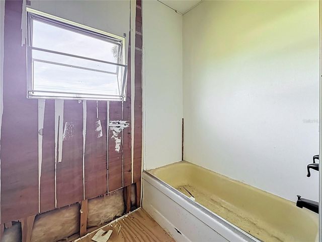 3019 REDBUD LANE, Lakeland, FL 33801