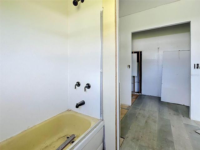 3019 REDBUD LANE, Lakeland, FL 33801