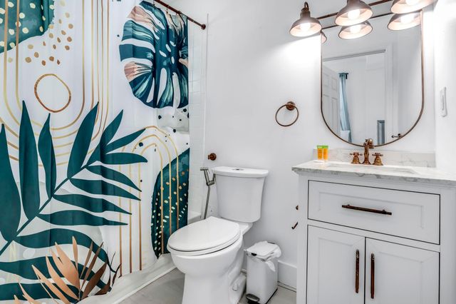 1342 Drexel Avenue 206, Miami Beach, FL 33139