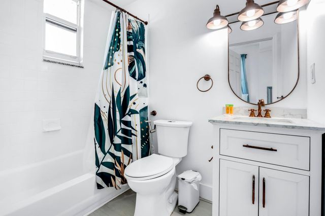 1342 Drexel Avenue 206, Miami Beach, FL 33139