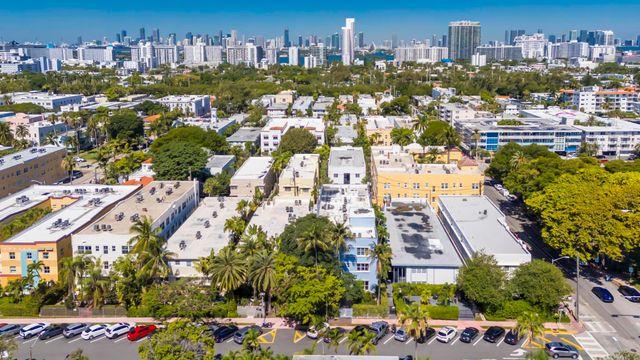 1342 Drexel Avenue 206, Miami Beach, FL 33139