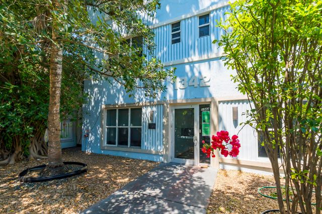 1342 Drexel Avenue 206, Miami Beach, FL 33139