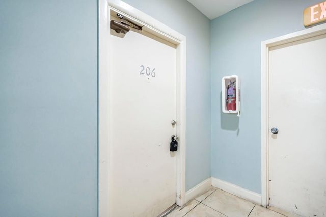 1342 Drexel Avenue 206, Miami Beach, FL 33139