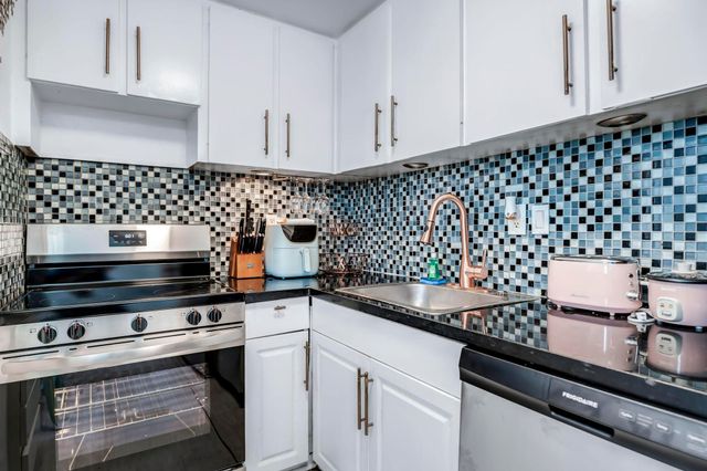 1342 Drexel Avenue 206, Miami Beach, FL 33139