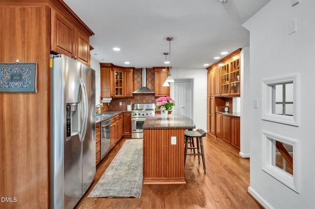 301 Woodhaven Road, Chapel Hill, NC 27514
