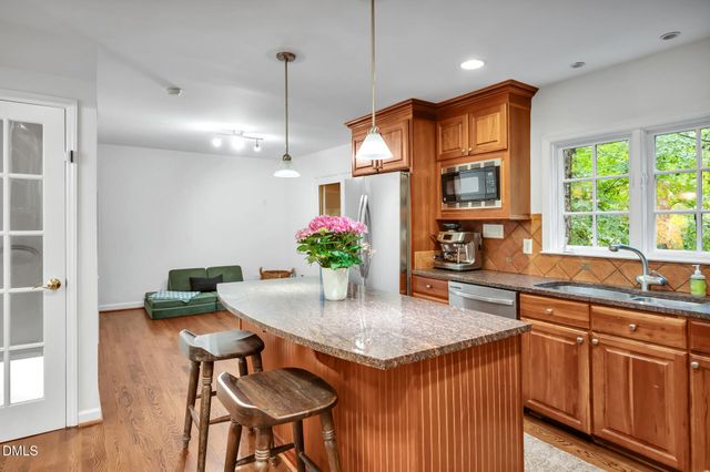 301 Woodhaven Road, Chapel Hill, NC 27514