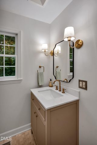 301 Woodhaven Road, Chapel Hill, NC 27514