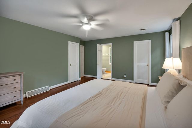 301 Woodhaven Road, Chapel Hill, NC 27514