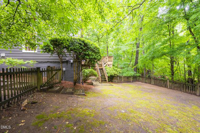 301 Woodhaven Road, Chapel Hill, NC 27514
