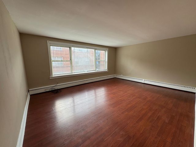 2241 W Farwell Avenue 2C, Chicago, IL 60645