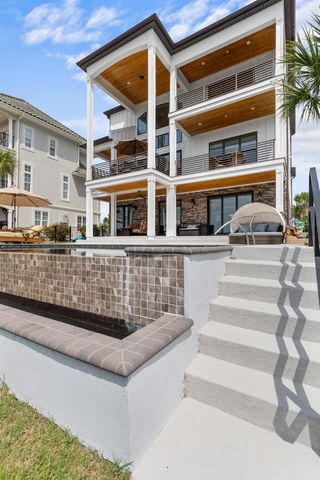 842 Waterton Ave., Myrtle Beach, SC 29579