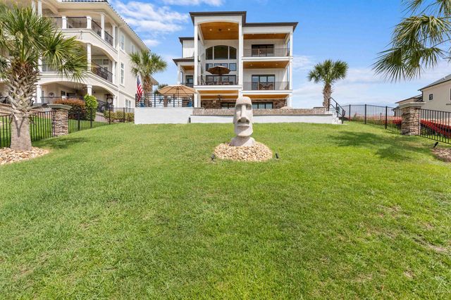 842 Waterton Ave., Myrtle Beach, SC 29579