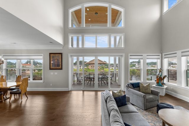 842 Waterton Ave., Myrtle Beach, SC 29579