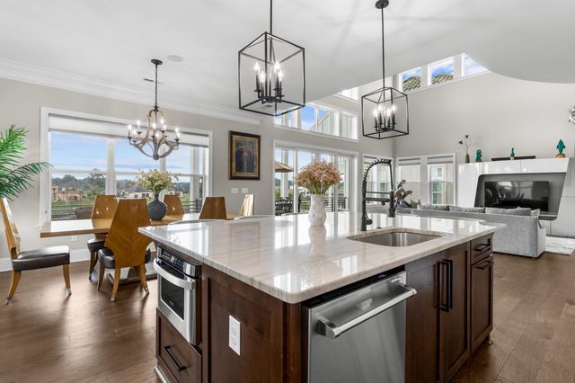 842 Waterton Ave., Myrtle Beach, SC 29579