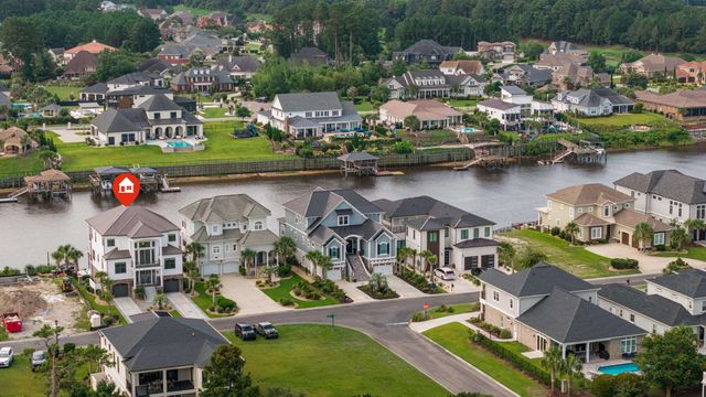842 Waterton Ave., Myrtle Beach, SC 29579