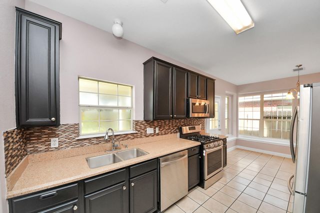 10026 Gil Jr Lane, Houston, TX 77075