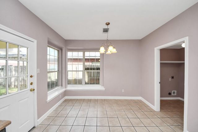 10026 Gil Jr Lane, Houston, TX 77075