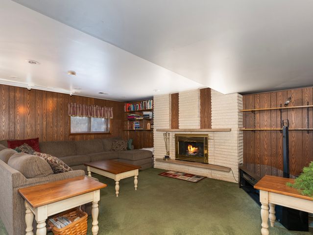 10S144 Ridge Road, Naperville, IL 60565