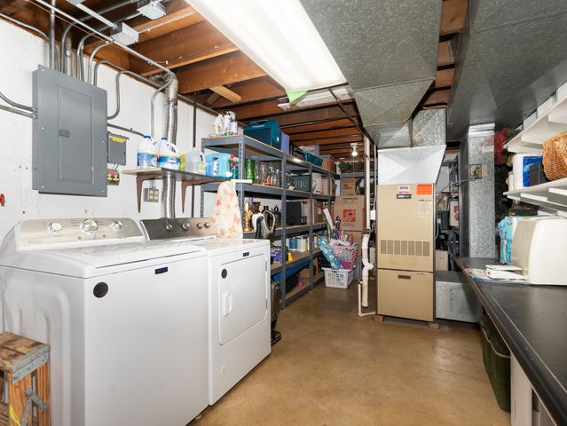 10S144 Ridge Road, Naperville, IL 60565