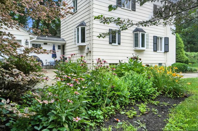 141 Hawthorne Road 141 Hawthorne Road, Springfield, OH 45504