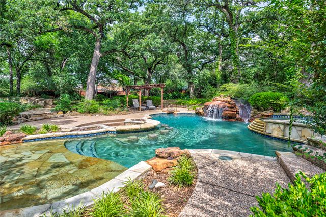 3905 Rothschild Drive, Flower Mound, TX 75022