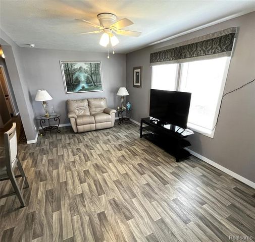 15376 Enchante Drive, Clinton Township, MI 48038