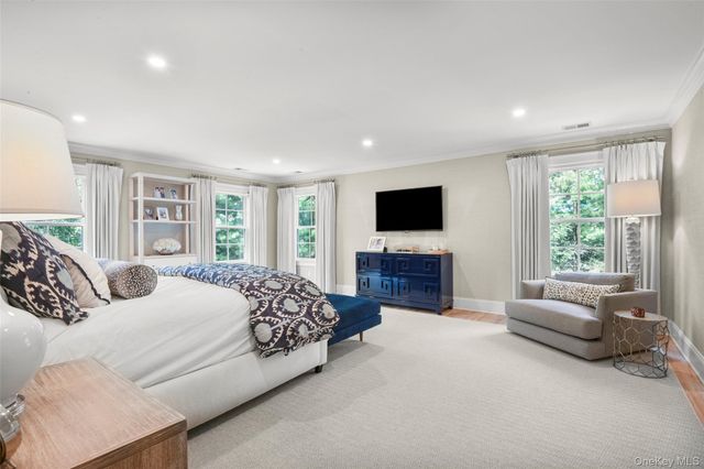 9 Daymon Terrace, Larchmont, NY 10538