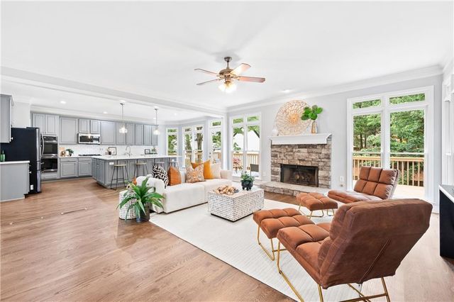2434 Vivian Circle, Decatur, GA 30030