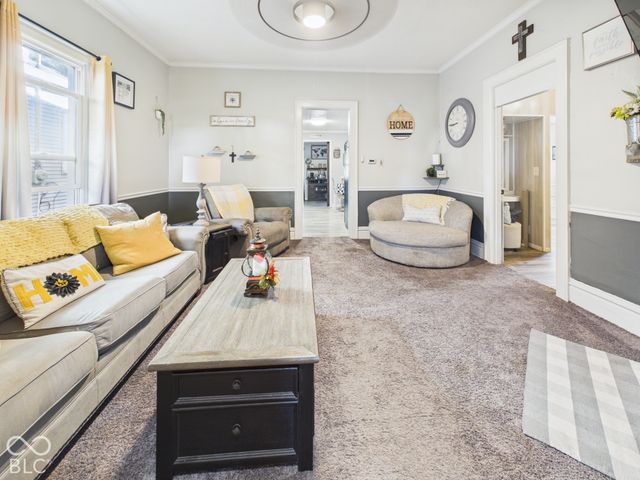 921 W 4th Street, Anderson, IN 46016