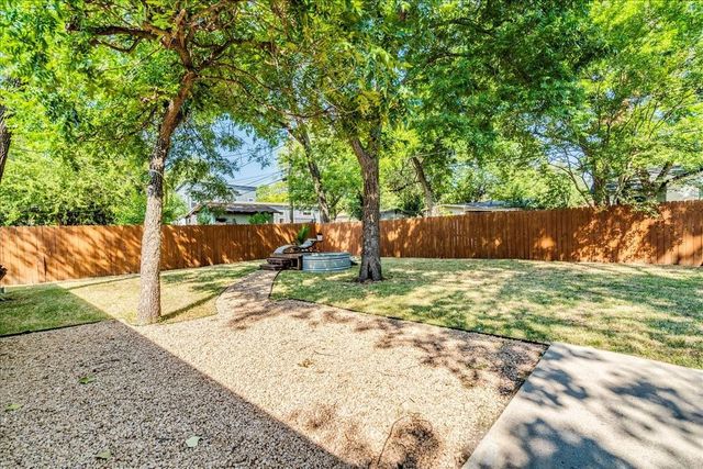 1120 Spur ST, Austin, TX 78721