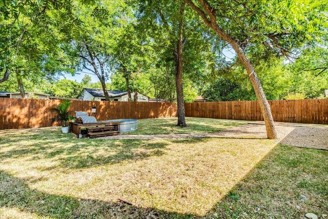 1120 Spur ST, Austin, TX 78721