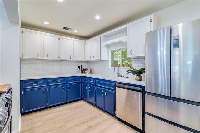 1120 Spur ST, Austin, TX 78721