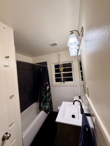 2628 Cravens Road, Fort Worth, TX 76112