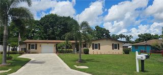 90 Palm Tree TER, Fort Myers, FL 33905