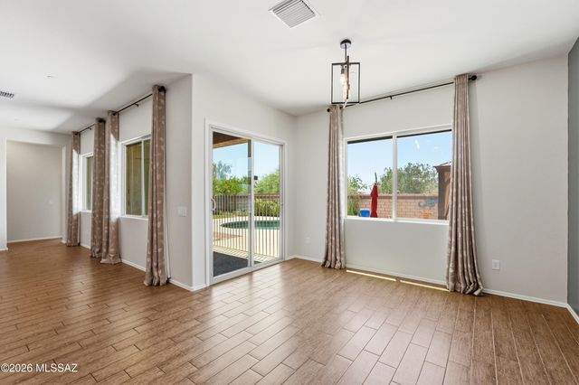 4370 W Summit Ranch Place, Marana, AZ 85658